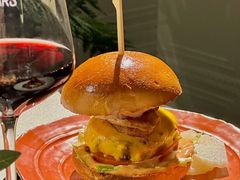 -LESCEDARS Brasserie Bistro香柏树
