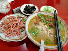 -金杨拉面王小吃面馆·牛三宝面·红烧牛肉粉