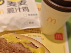 -麦当劳(中山公园龙之梦店)