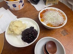 榴莲忘返-小团圆糖水铺(襄阳南路店)