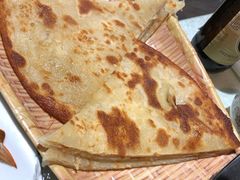 -东来菜馆•手抓海鲜家常菜•海鲜锅贴(鸽子窝店)