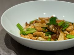 烟熏豆干炒大蒜苗-荣府宴(南阳路店)