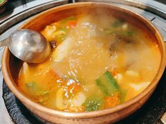 -阿山卓·野生菌火锅·纳西火塘烤肉