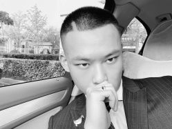 -塞巴斯汀SEBASTIAN专业美发店