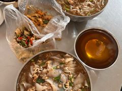 -正宗杨记普洱酸醋米线(总店)