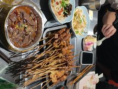 -马路牙子烧烤音乐酒馆(望京店)