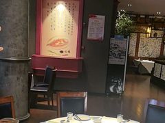 -八府香鸭·啫啫煲(华山路店)