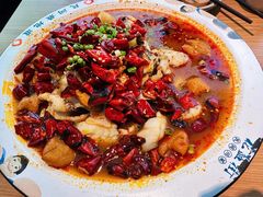 大刀肥肠鱼-花盐街·四川乐山小吃(西单大悦城店)