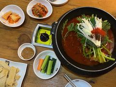 -喇喇排骨火锅·传统韩式脊骨汤(望京西园总店)