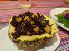 -香巴拉云南餐厅(华莱坞店)