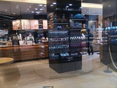 -星巴克臻选(华堂·新辰汇店)