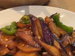 -关东小磨东北菜(上海长风大悦城店)