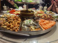 -日进一片海.生腌海鲜火锅.宵夜烧烤(三里屯总店)
