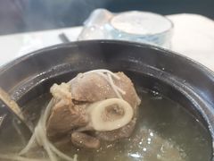 -老火大骨头汤馆