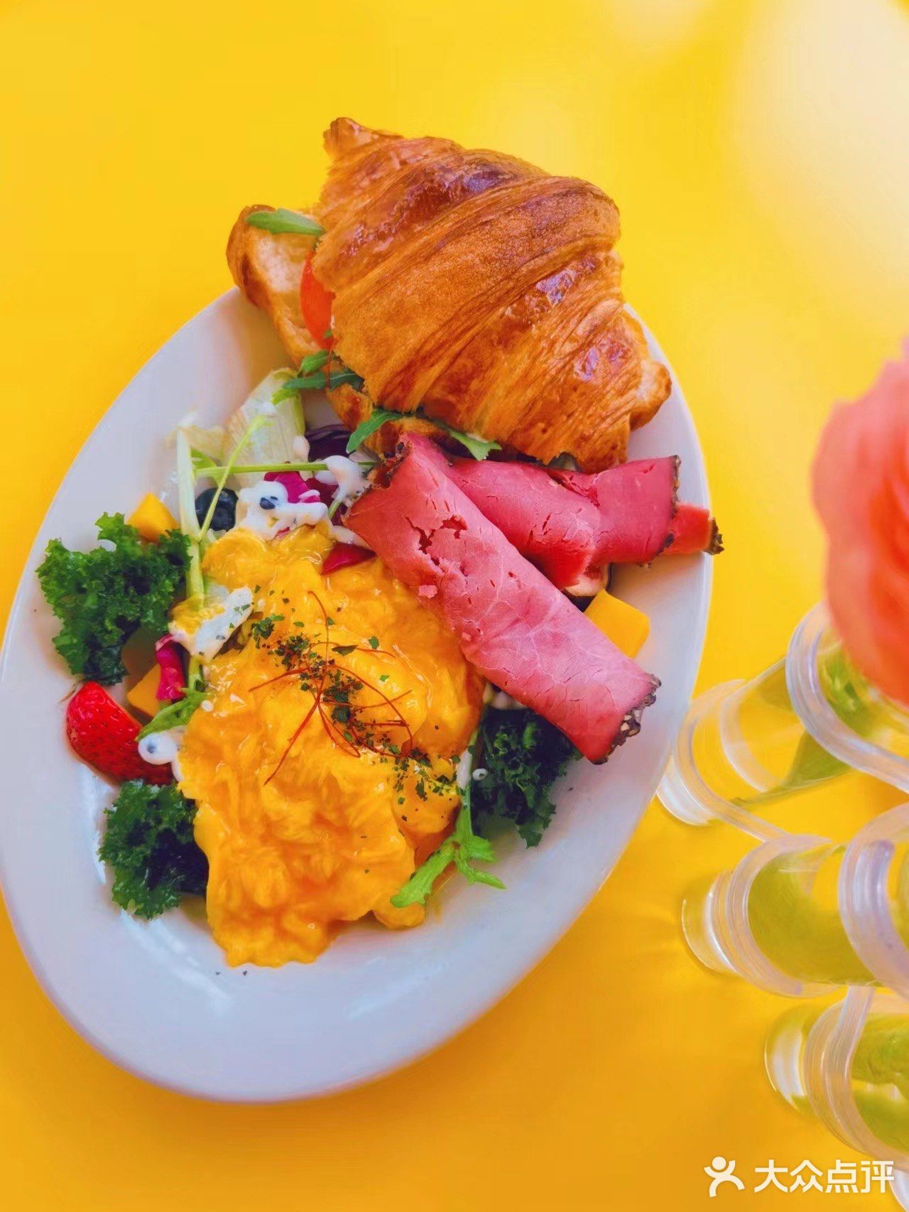 龙湖moco超有型的brunch甜品下午茶店～麦间甜屿