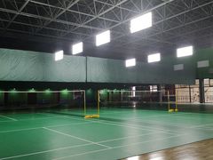 -健龙森俱乐部·游泳·健身·羽毛球综合体育馆