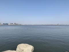 -上海滴水湖皇冠假日酒店