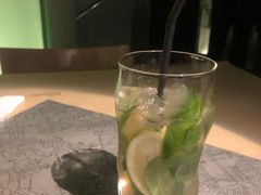 -穹六人间 people 6(岳阳路店)