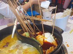 -钢管厂五区小郡肝串串香火锅(梅川路店)