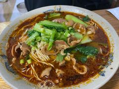 红烧肥肠小面-丁丁猫重庆小面(徐州路店)