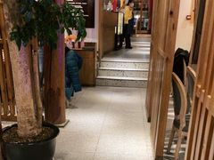 大堂-隔壁老王·家常云南菜(花巷店)