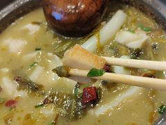 -周鱼小馆石锅酸菜鱼(活力汇店)