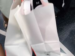 -UNDER ARMOUR(八达岭奥莱店)