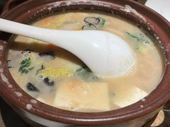 京城酥肉锅-四季民福烤鸭店(西单华威约饭街店)