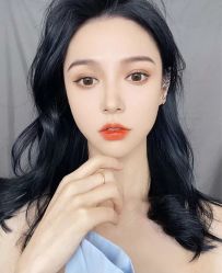 -变画·发型STUDIO