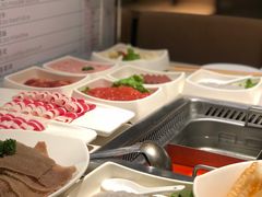 -海底捞火锅鲜切牛肉主题店(长寿路店)