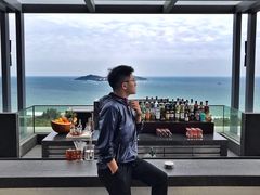 -瑰丽酒店·海吧·天际下午茶·现场DJ·天台酒吧