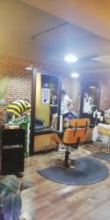 -青木造型HAIR·あおき髪を刈る潮人店