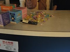 -暴风岛沉浸式体验馆(百联世纪店)