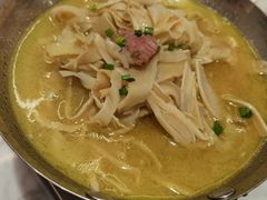 -小菜园新徽菜(宜兴八佰伴店)