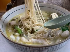 -明呈黄鱼面馆(斜土路店)