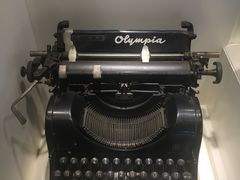 -陆汉斌打字机博物馆