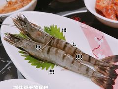 -淡尾·海鲜自助概念餐厅(虹桥南丰城店)