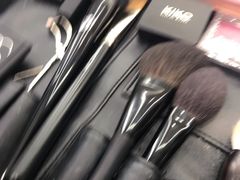 -ME觅妆·定制美妆·彩妆私教(菱角湖店)