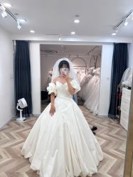 -予白婚纱礼服馆