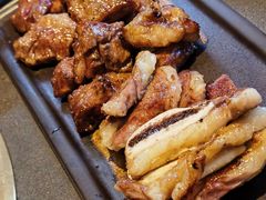 -铭牛烧肉·和牛海鲜自助(高新月牙湖店)