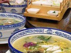 -香麒园·过桥米线·南湖雅宴