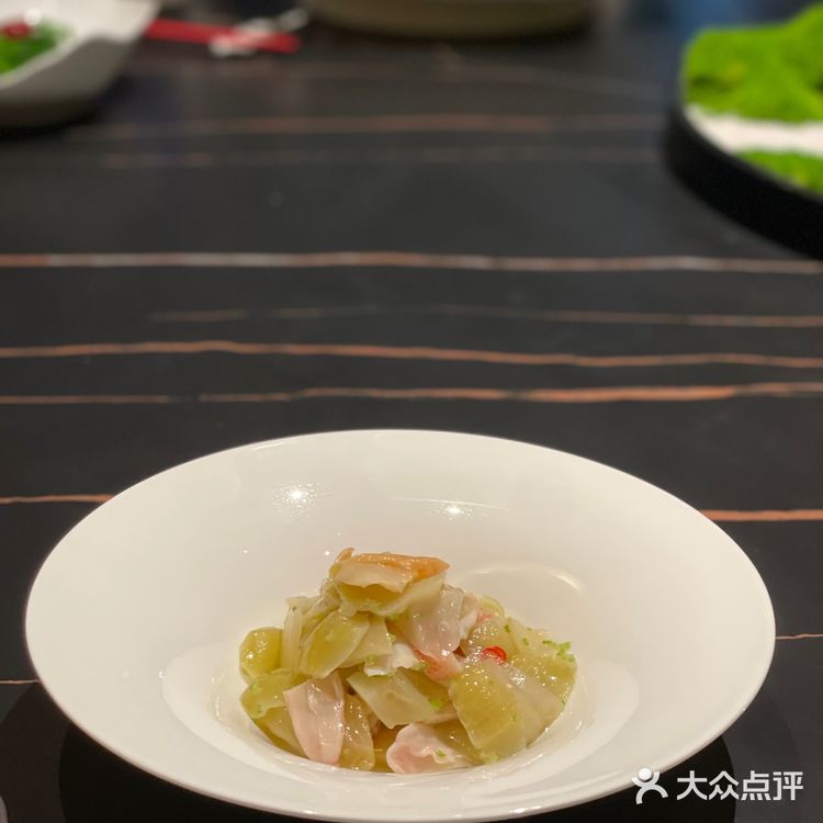 新开业的浦江名荟和浦江荟一样,一如既往的有着排场和体面