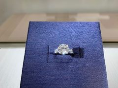-DE BEERS 戴比尔斯(上海国金中心店)