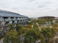 -上海滴水湖皇冠假日酒店