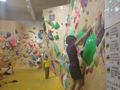 -问山MountQuest攀岩馆