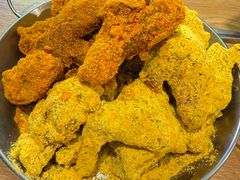 -BHC炸鸡(明洞总店)