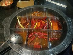 -宽板凳老灶火锅(簋街店)