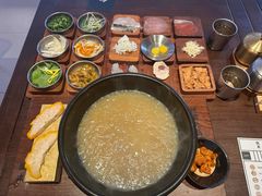 -银米·云南传统过桥米线(双廊黑金冠店)