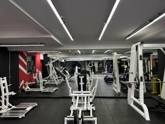 -越·健身工作室(华尔兹广场写字楼B栋店)