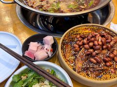 -小饕荟雅安贡椒鱼鲜馆(广福桥店)